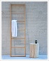 Preview: Edle Holz-Handtuchleiter HIPANA Eiche | Handtuchhalter aus Holz für Bad und Sauna